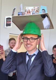 Zum Artikel "Graduation Matthias Kränzler"